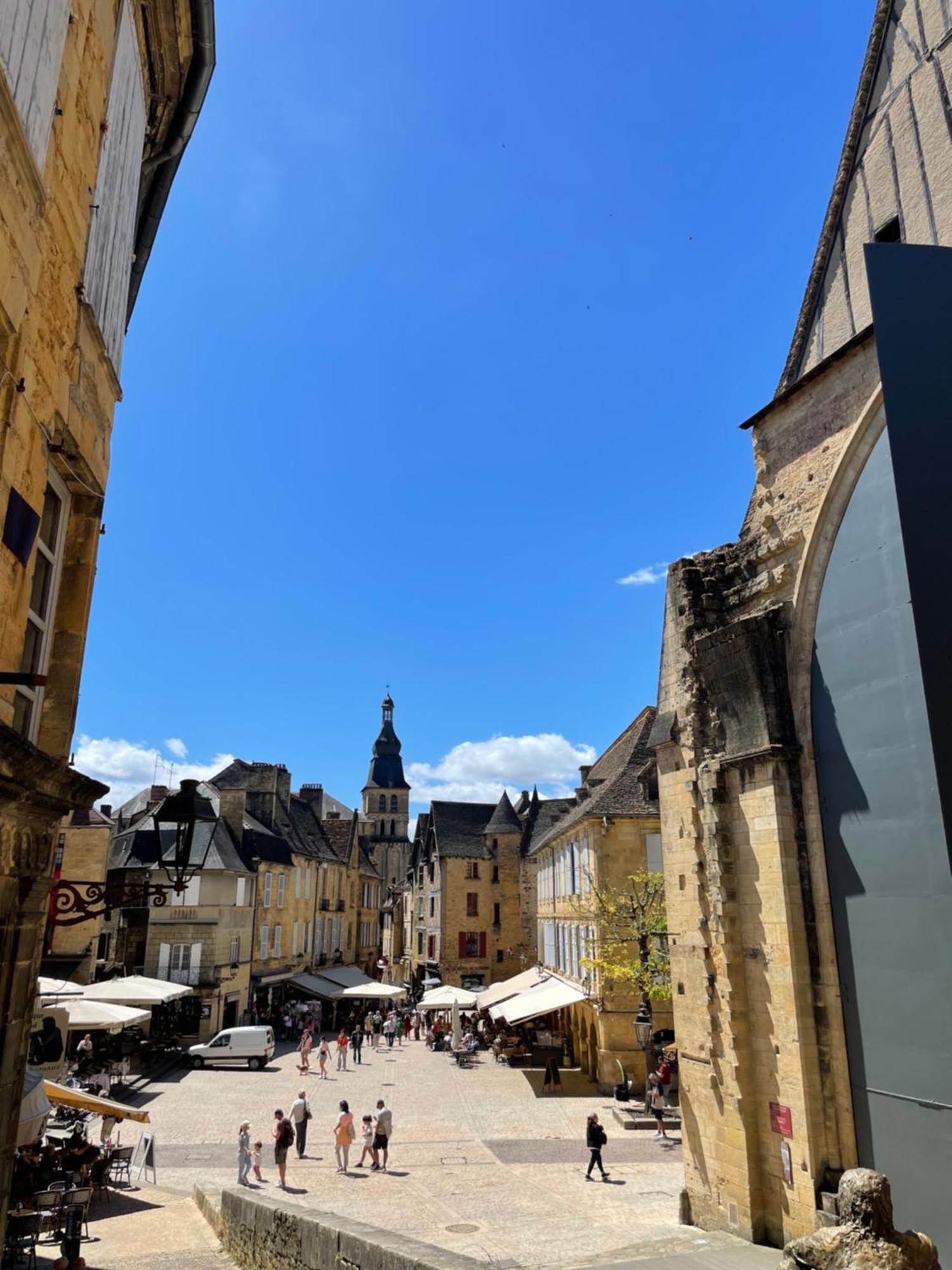 Au Coeur Du Centre Historique De Sarlat Lejlighed Eksteriør billede